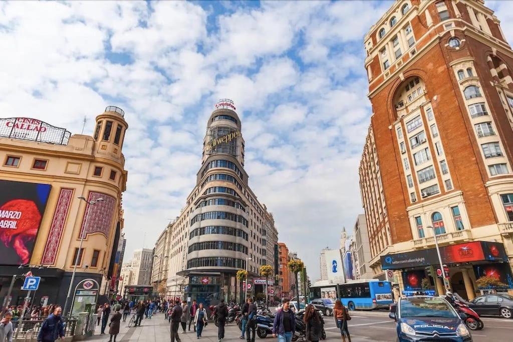 Apartments Plaza Callao マドリード エクステリア 写真