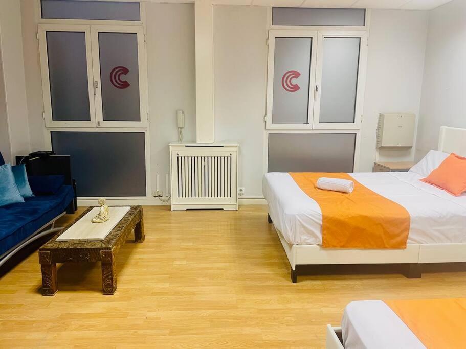 Apartments Plaza Callao マドリード エクステリア 写真
